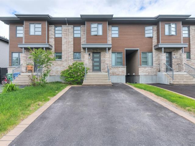 Maison à étages 3219 boulevard Désourdy Carignan – courtier immobilier Rive-Sud